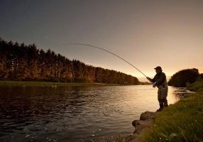 single-fisher-fishing-river-dee